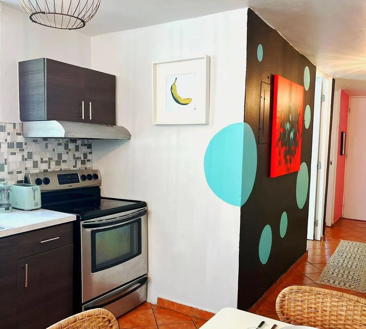 Apartment Stunning 2Br Home W Parking - Walk To Beach! San Juan